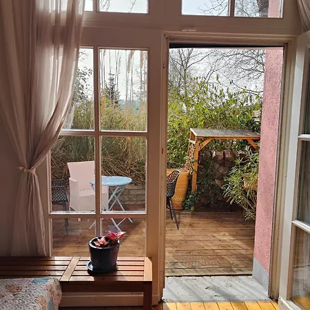 Loewental An Der Ruhr Mit Terrasse Und Mit Parkplatz